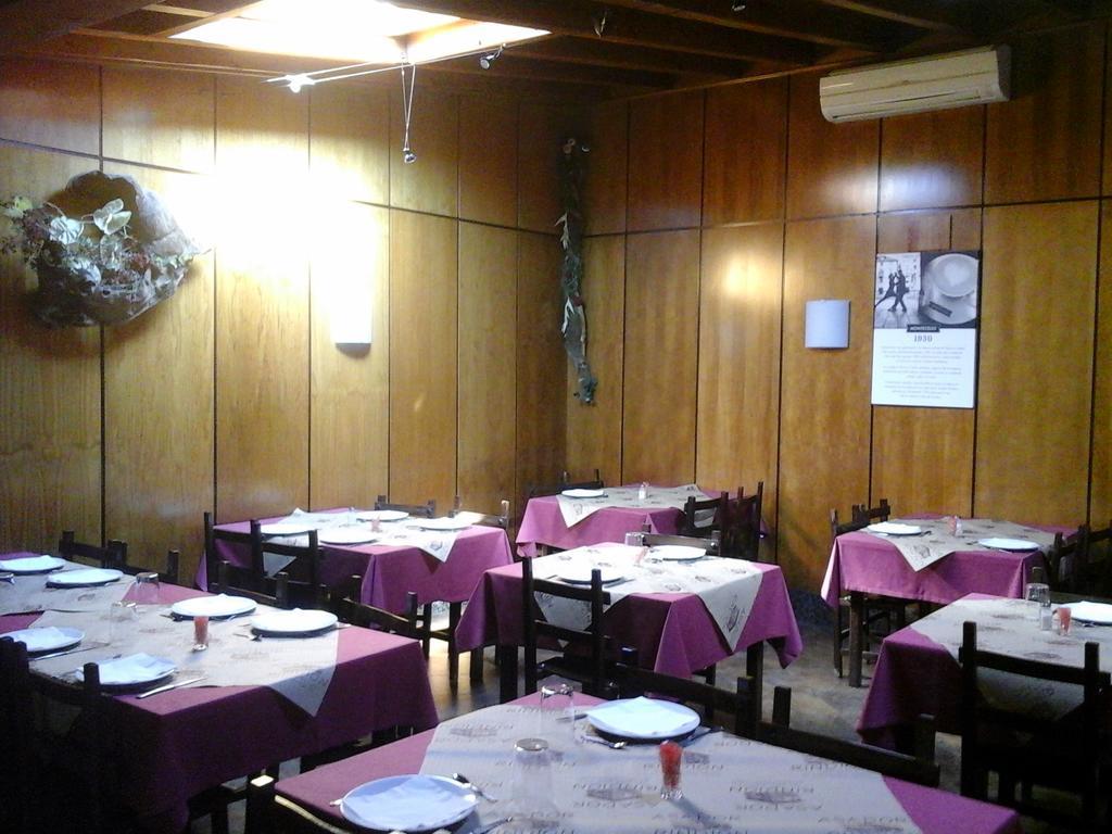 Hotel Asador Rindion Tineo Kültér fotó